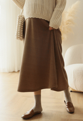 韓国マタニティスカート*あったかいフレアライン