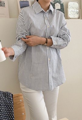 韓国マタニティウェア*バニストライプルーズフィットシャツ