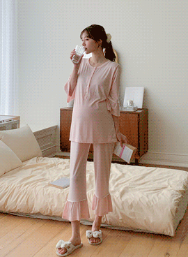 韓国授乳服*レーヨン生地フリル上下セット【授乳対応】【パジャマ兼用】
